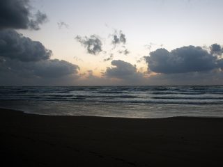 羽咋付近の浜