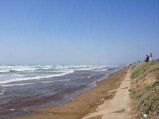 千里浜なぎさドライブウェイ（通行止の時の浜）