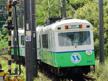 四日市あすなろう鉄道（日永駅付近）