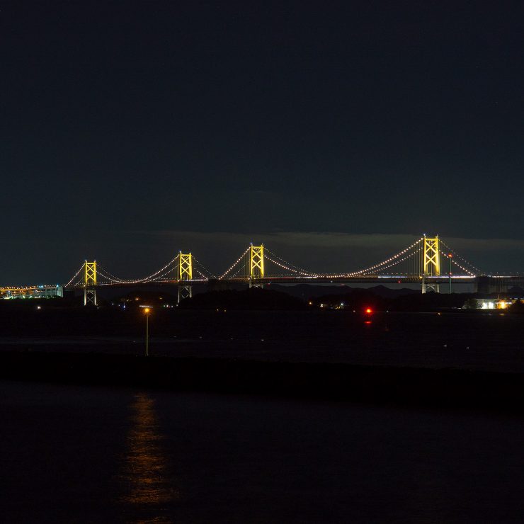 ライトアップ（南、北備讃瀬戸大橋）