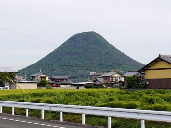 飯野山（讃岐富士）