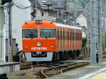 伊予鉄道3000系（三津駅）