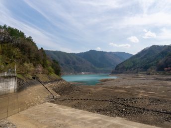 御嶽湖（牧尾ダム）