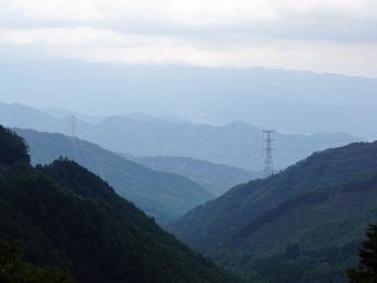 県道途中の景色