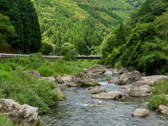 梼原川（中古屋沈下橋）