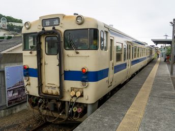 キハ47系（指宿駅）