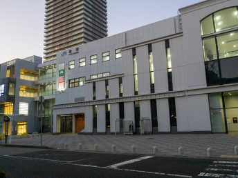 JR灘駅