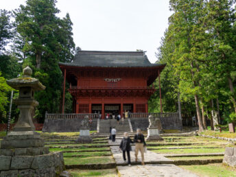 楼門（岩木山神社）