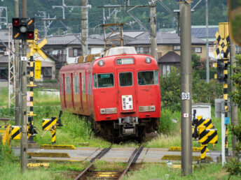 新可児へ向かう名鉄6000系（御嵩口駅）
