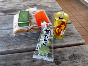 おみやげと軽食（道の駅 いが）