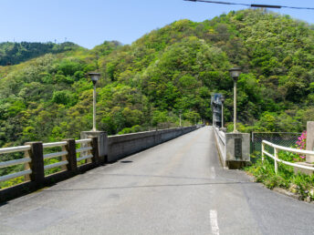 湯原堰堤（湯原ダム）