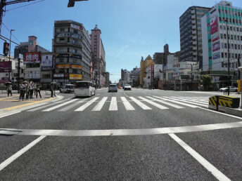 国道2号線（明石駅前）