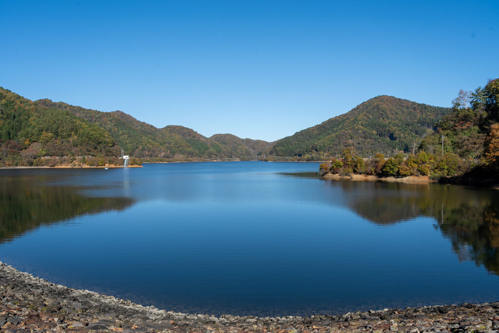 ダム湖(大内ダム)