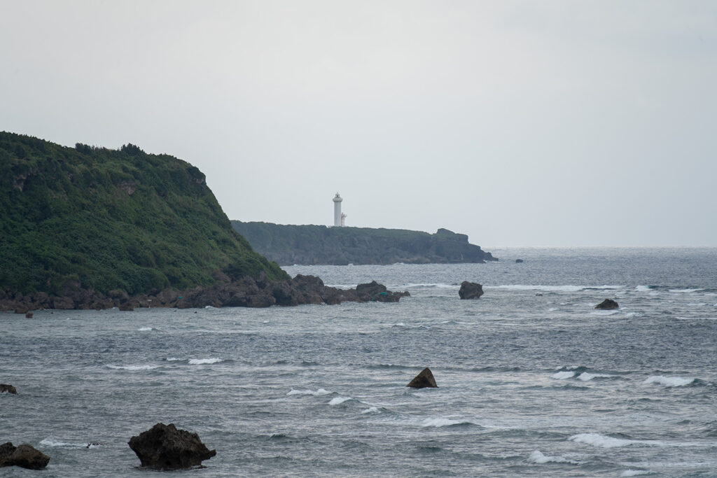 平安名埼灯台（保良泉ビーチ）