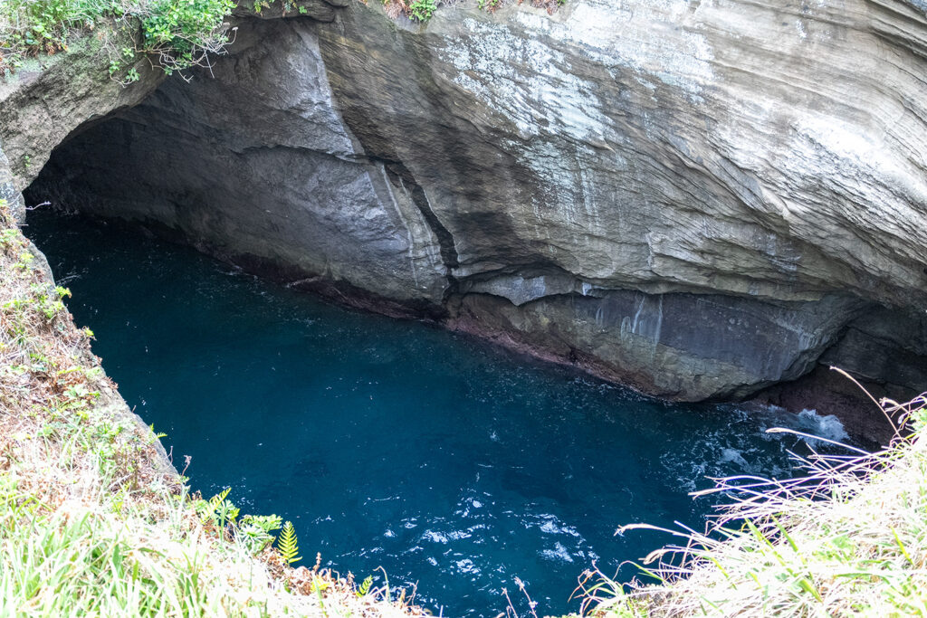 天窓洞（堂ヶ島）