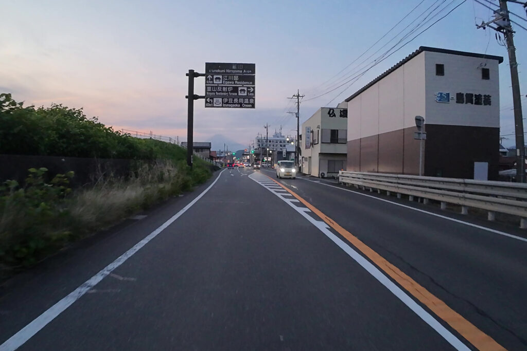 伊豆の国市南條付近（国道136号線）