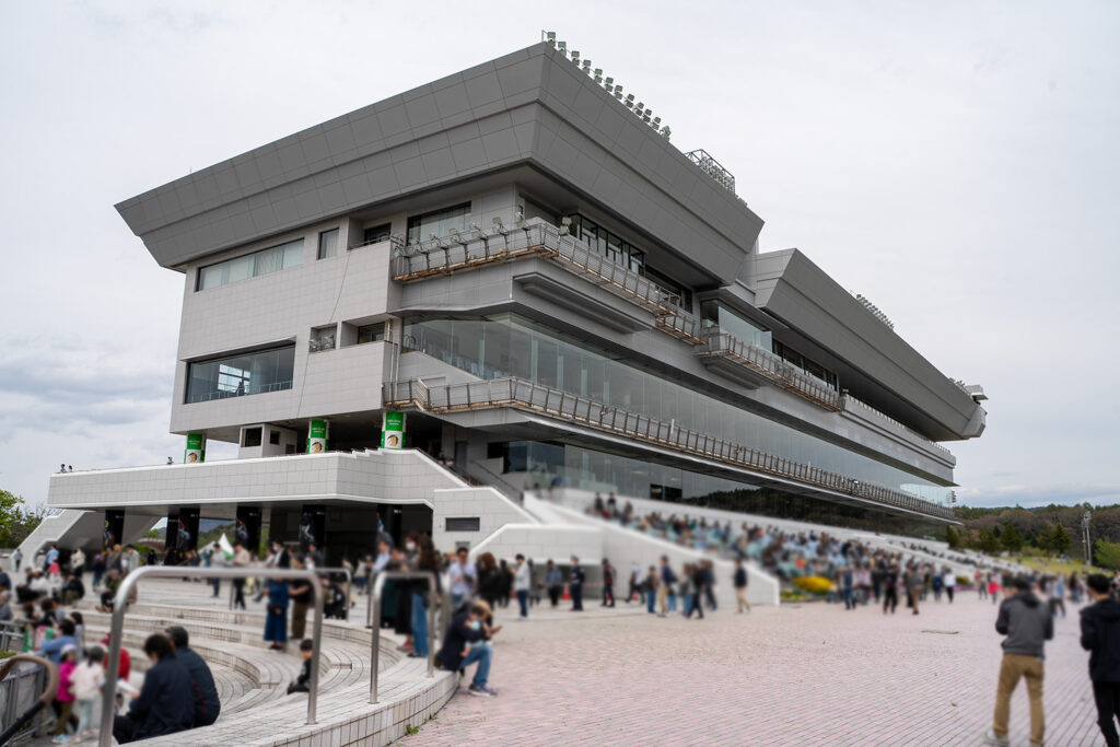 スタンド（盛岡競馬場）