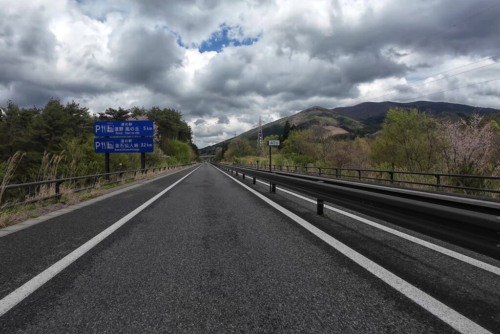 宮守町、綾織町付近(釜石自動車道)