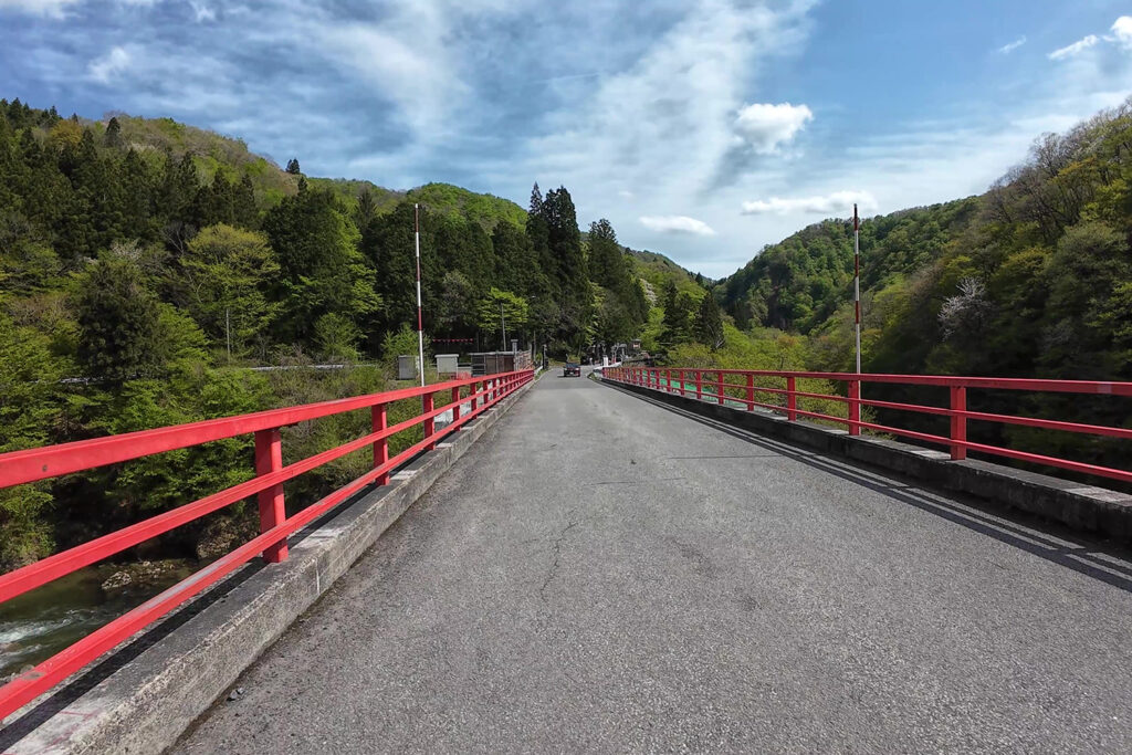 温湯橋(国道398号線)