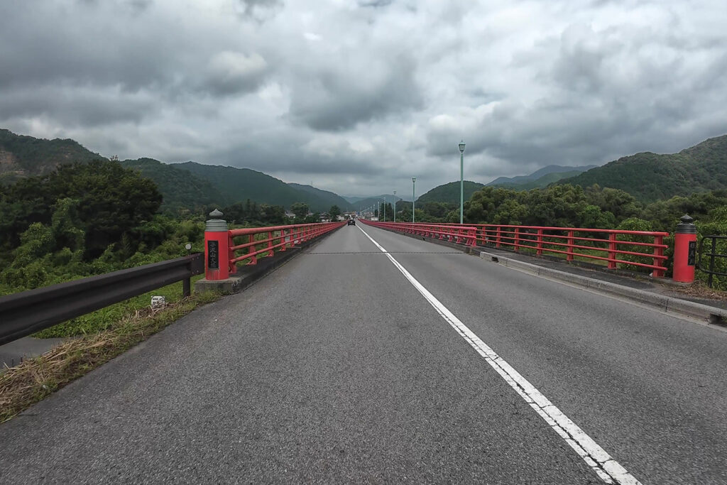 谷汲山大橋(県道40号線)